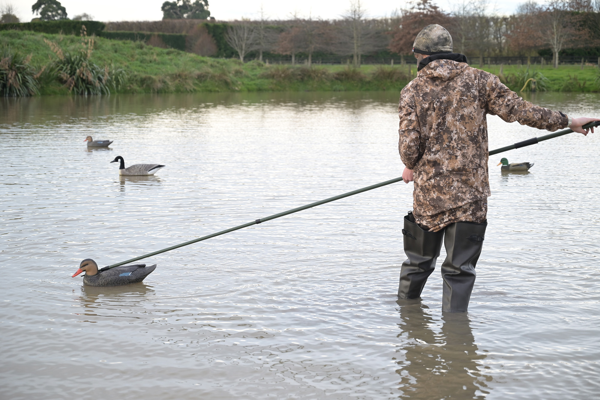 duck retriever fishing pole Smarkey Dog Catch Net Animal Catching Wildlife Control Tool is a rugged aluminum extendable pole that extends in three sections to 18 feet Duck retriever tool